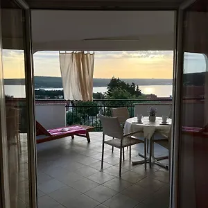  Apartament Stela